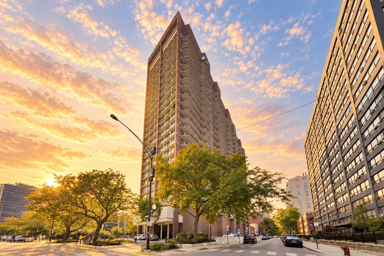 4170 N Marine Dr. #16H, Chicago, IL 60613