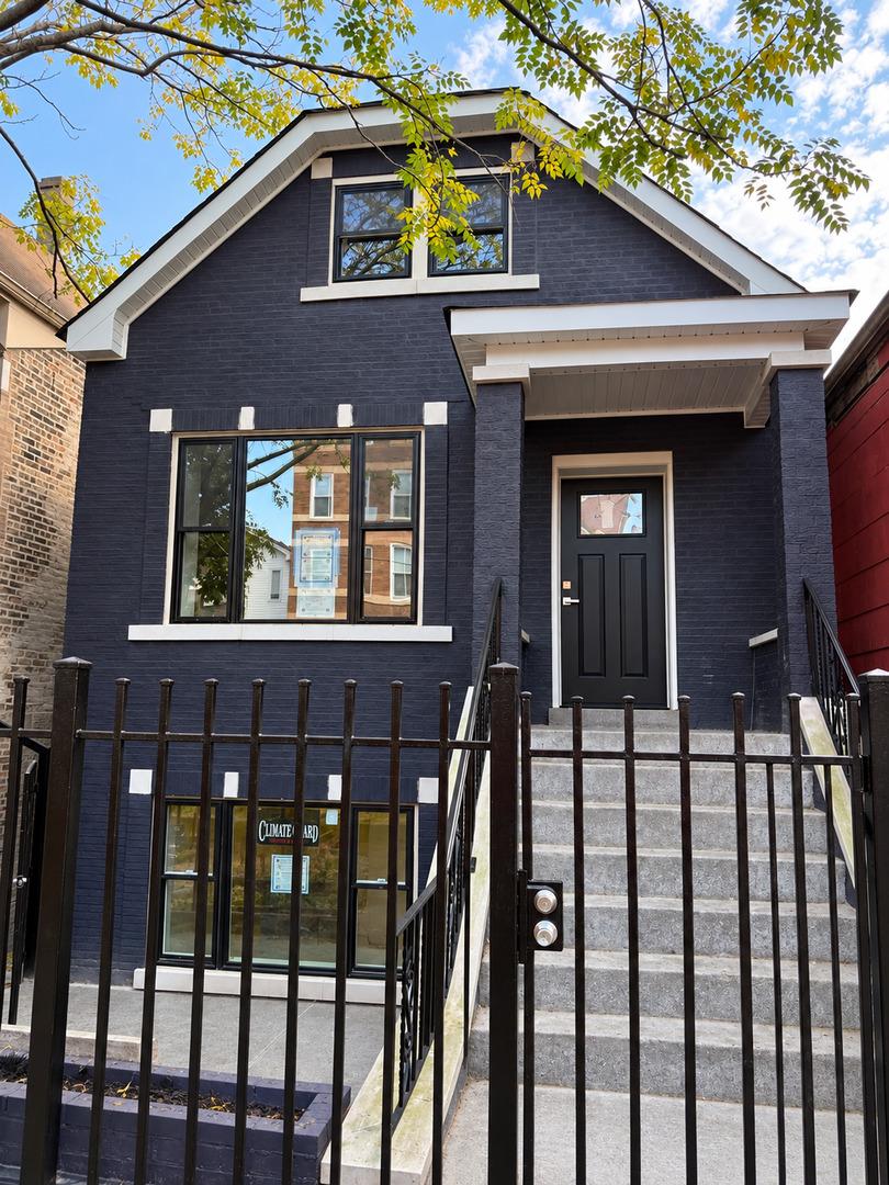 2657 W 21st Pl., Chicago, IL 60608