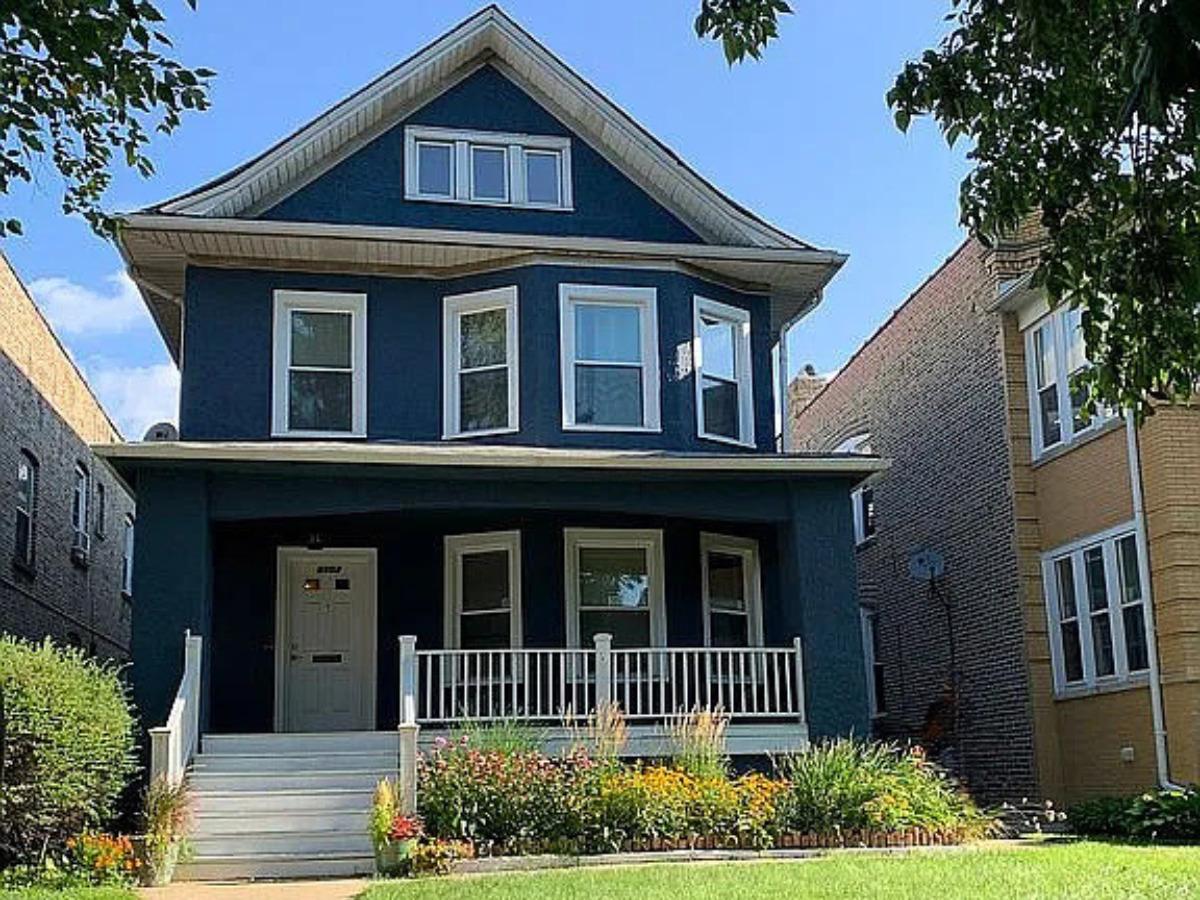 5102 W Sunnyside Ave., Chicago, IL 60630