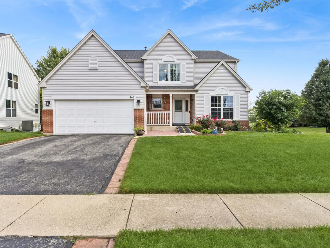 240 W Winding Trail Cir., Round Lake, IL 60073