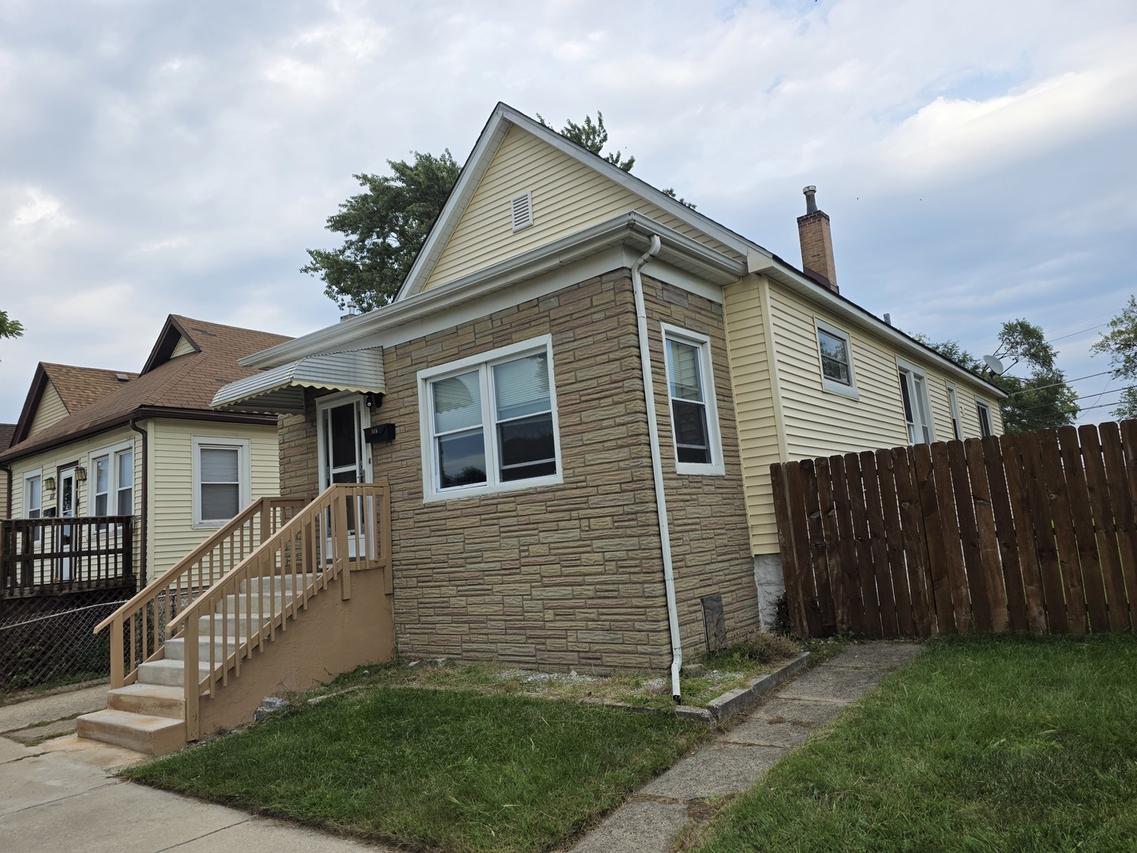 515 Forsythe Ave., Calumet City, IL 60409