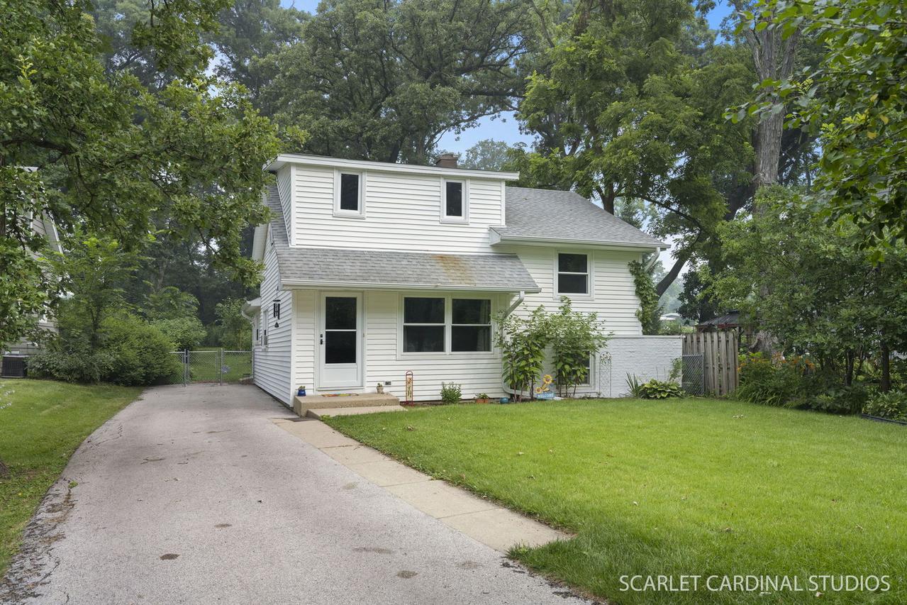 46 S Glenview Ave., Lombard, IL 60148