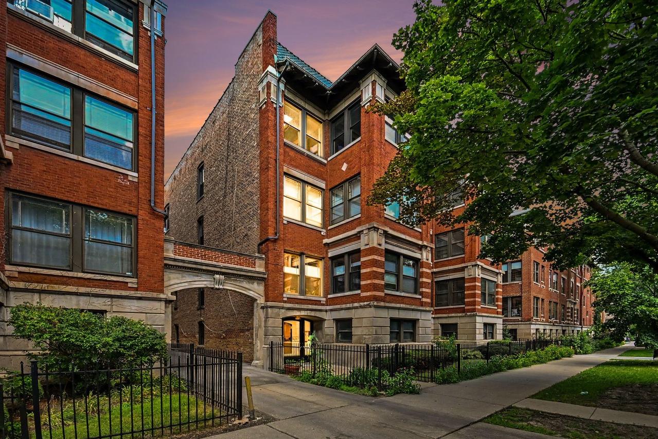 1140 E Hyde Park Blvd. #3D, Chicago, IL 60615