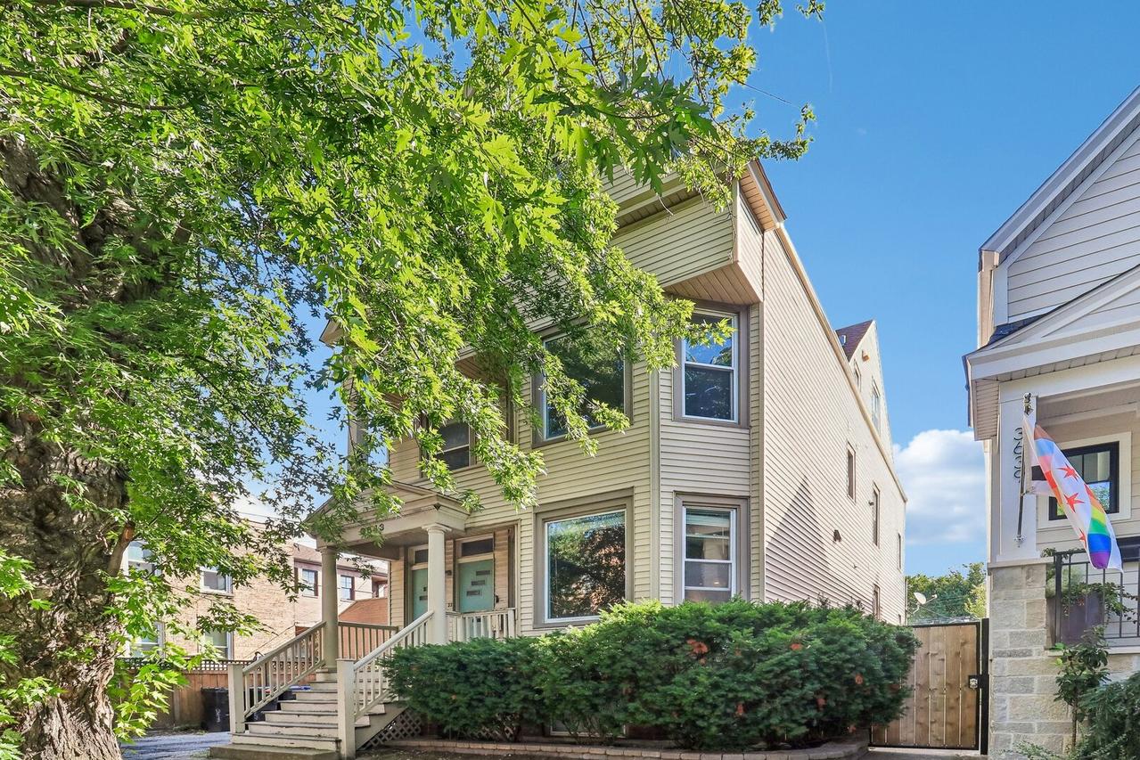 3643 N Hoyne Ave. #2, Chicago, IL 60618