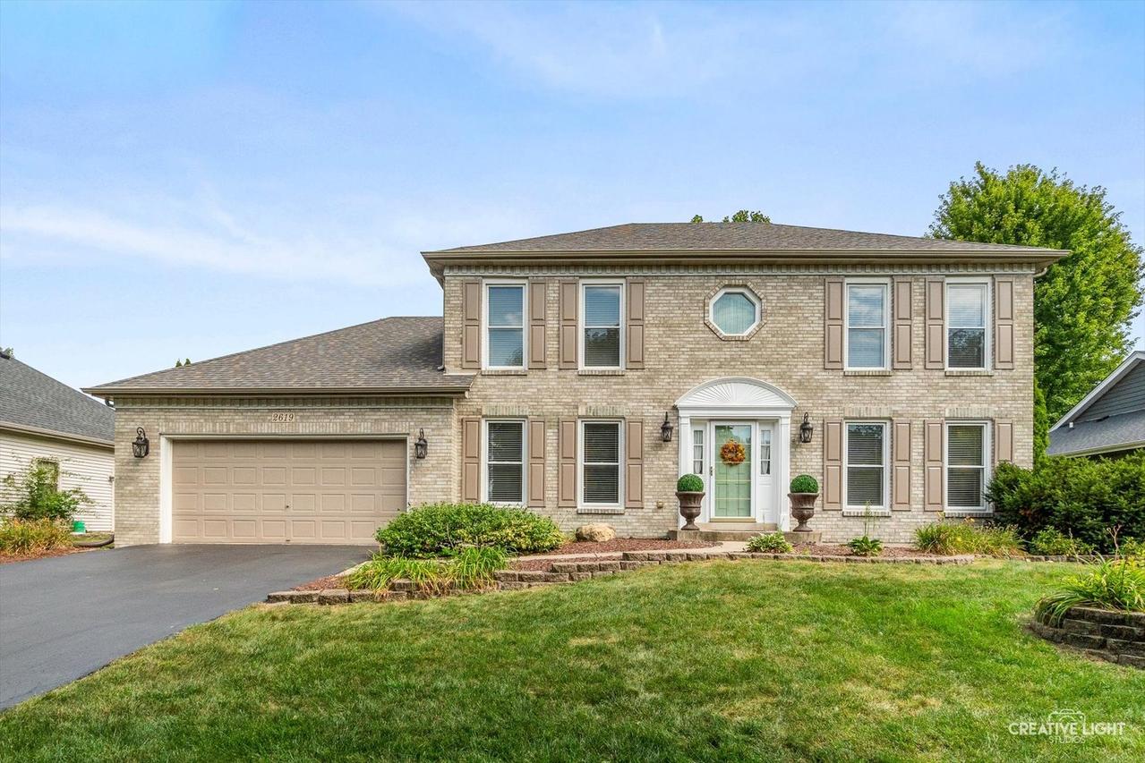 2619 Snowbird Ln., Naperville, IL 60564