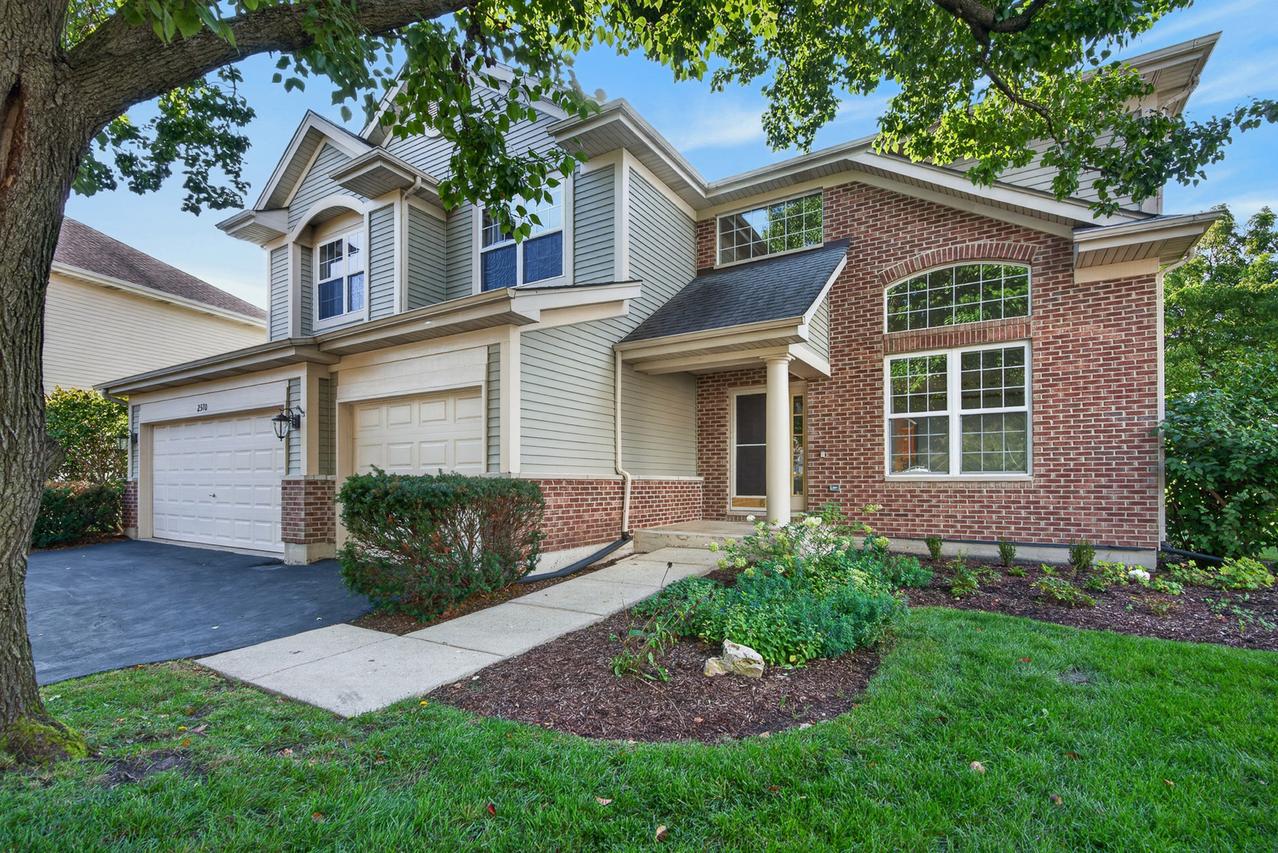 2570 N Jade Ave., Arlington Heights, IL 60004