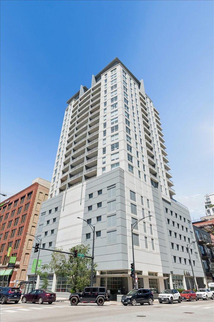 330 W Grand Ave. #1707, Chicago, IL 60654