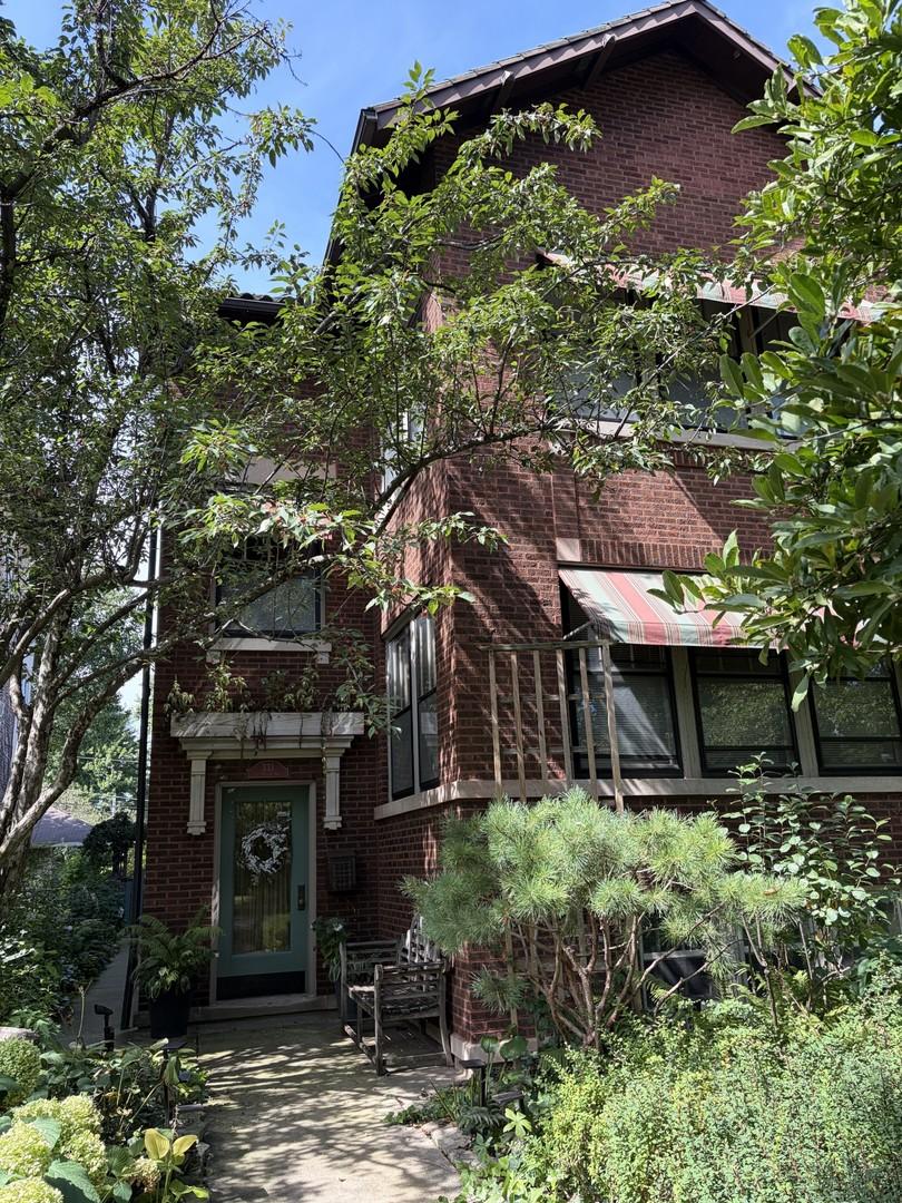 331 S Taylor Ave., Oak Park, IL 60302