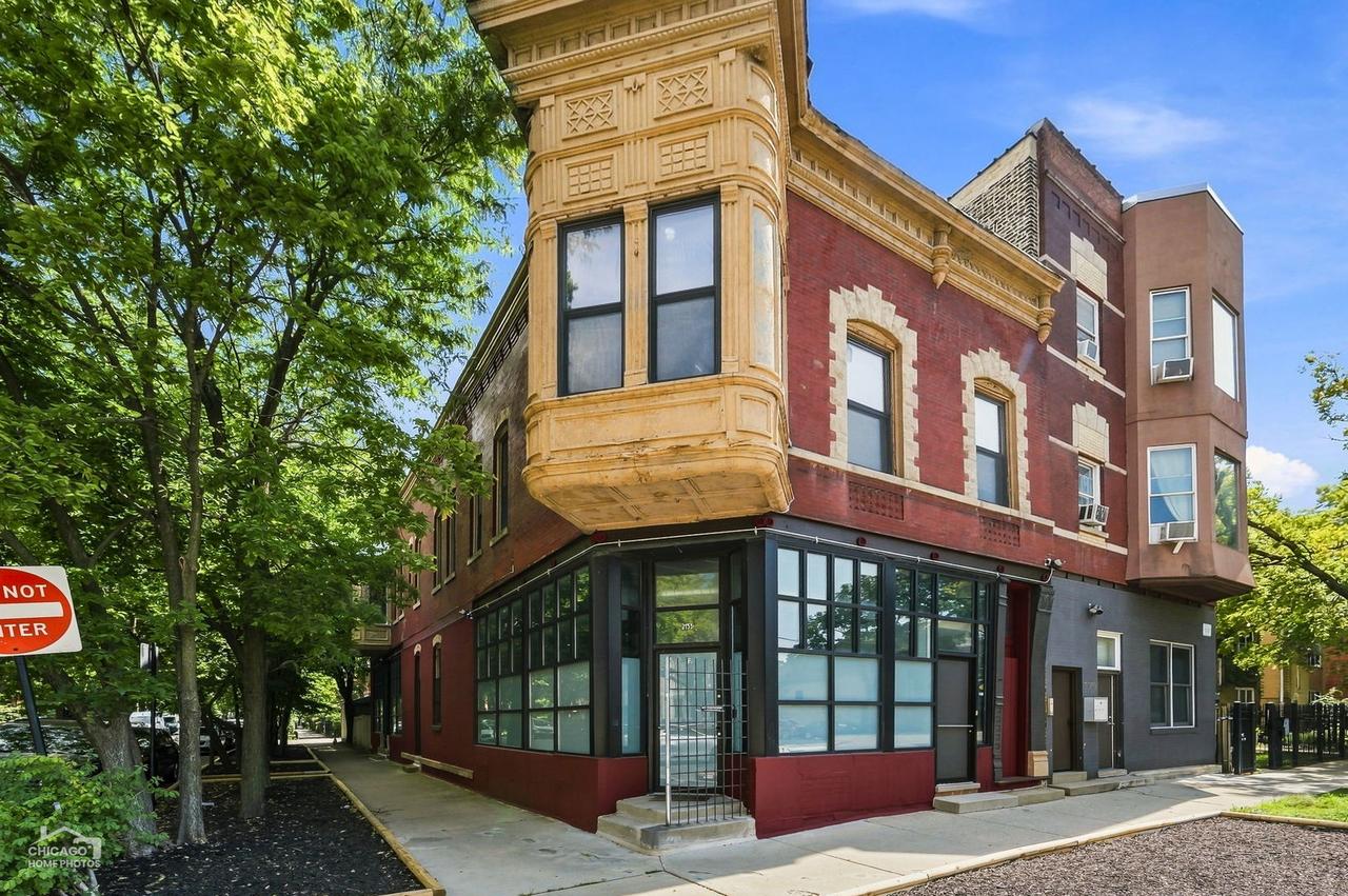 1367 N Leavitt St., Chicago, IL 60622