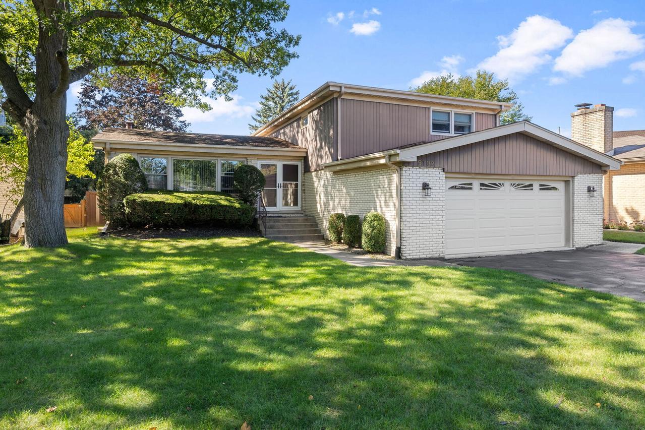 9732 Kildare Ave., Skokie, IL 60076