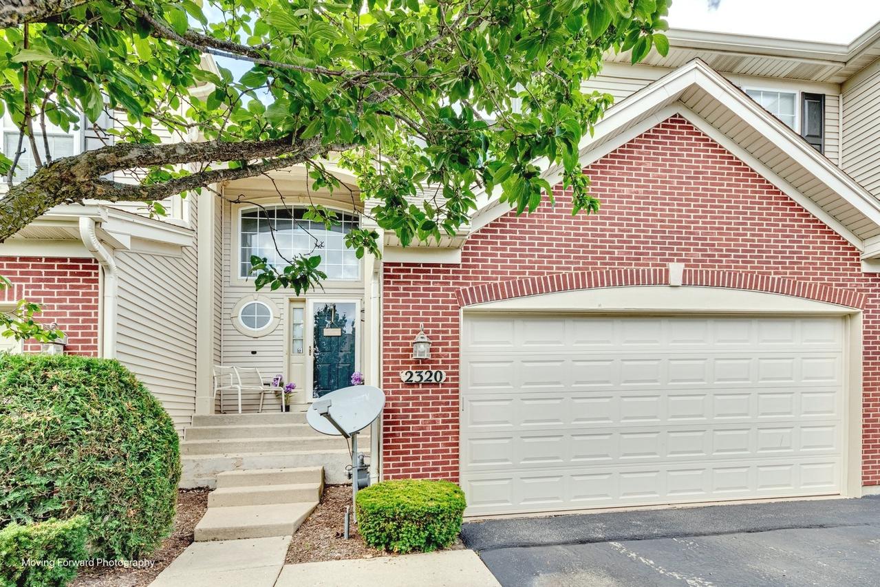 2320 Stonegate Rd., Algonquin, IL 60102