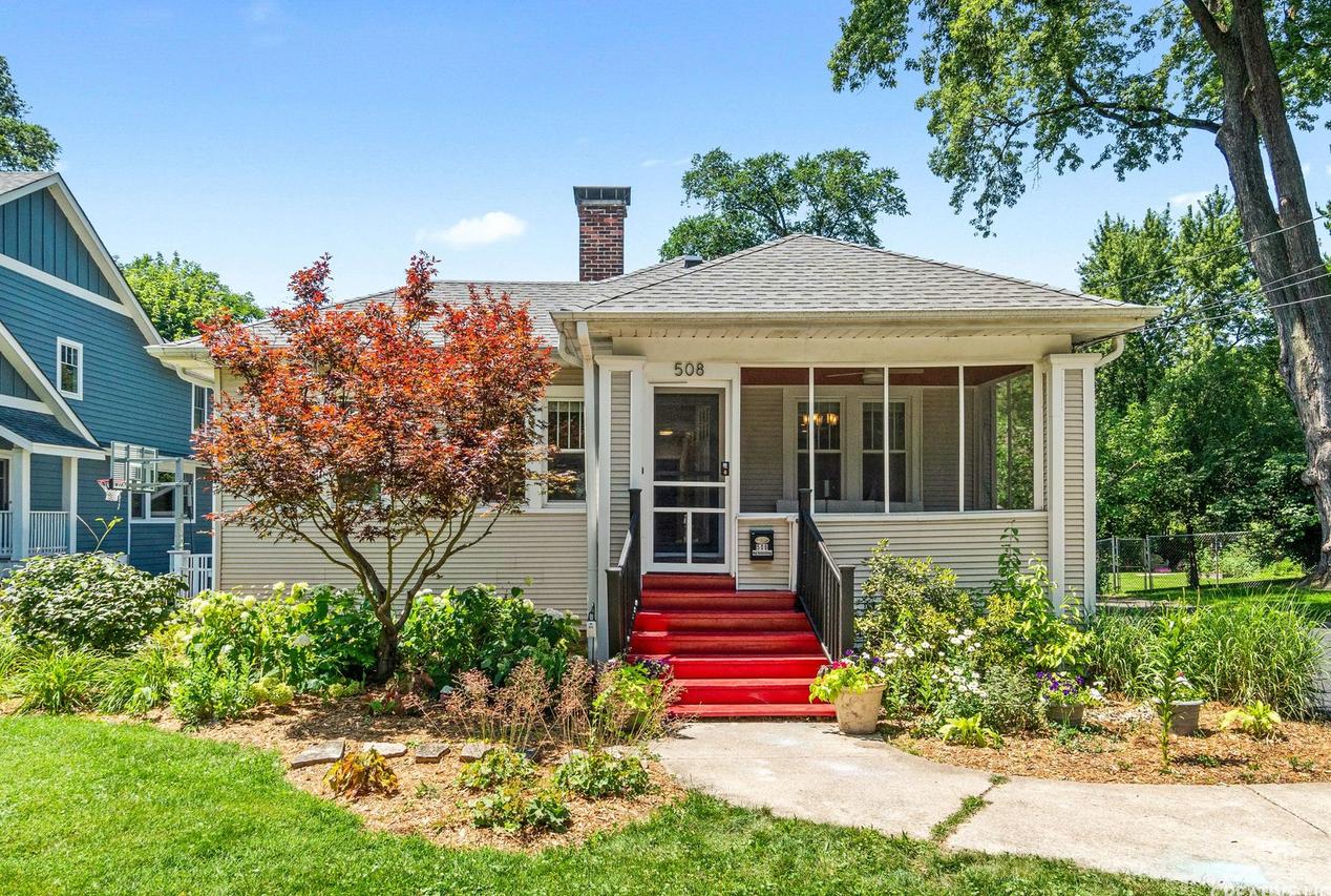 508 Newton Ave., Glen Ellyn, IL 60137