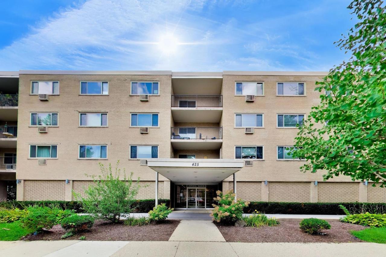 425 Home Ave. #3G, Oak Park, IL 60302