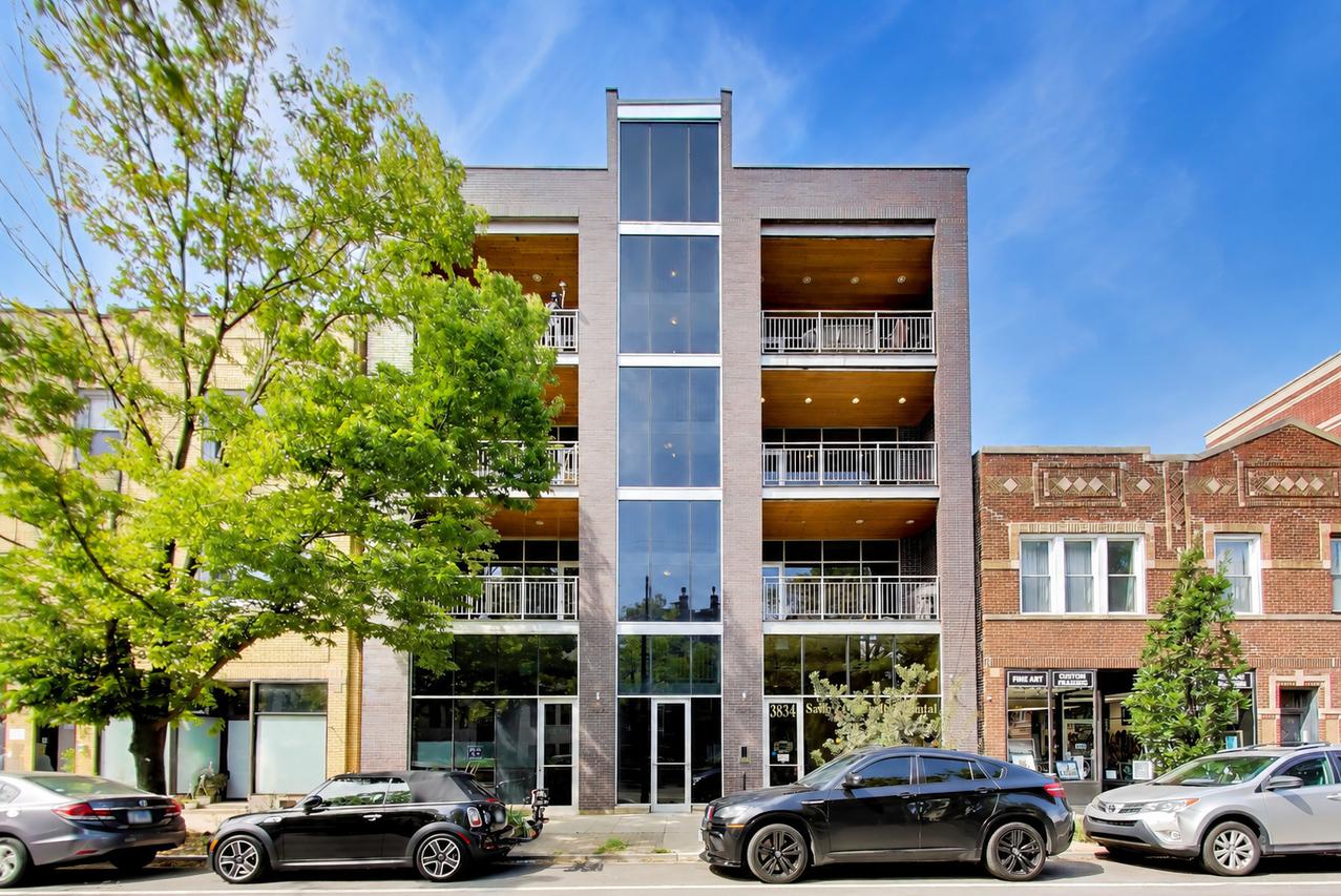 3834 N Ashland Ave. #3N, Chicago, IL 60613
