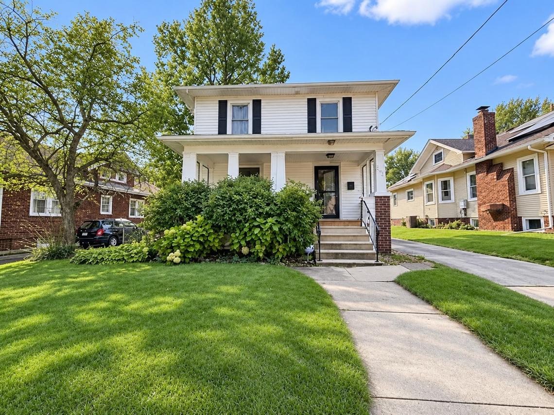 202 Dawson Ave., Rockford, IL 61107