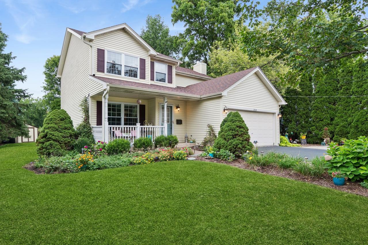 213 Lathem St., Batavia, IL 60510