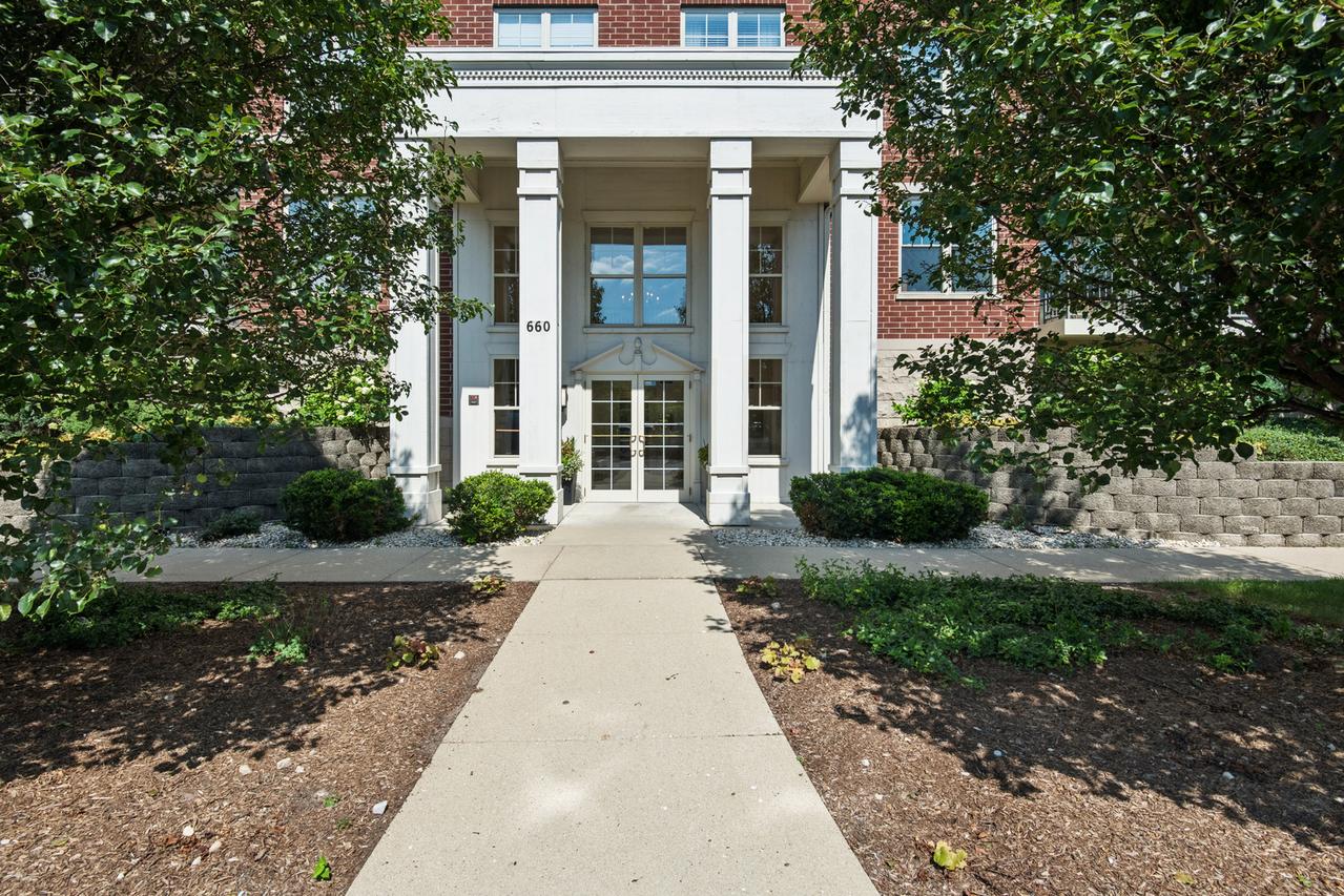 660 Prestwick Ln. #507, Wheeling, IL 60090