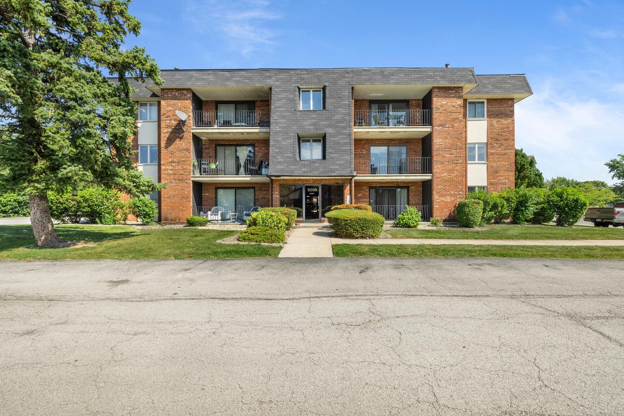 9208 W 140th St. #2SW, Orland Park, IL 60462