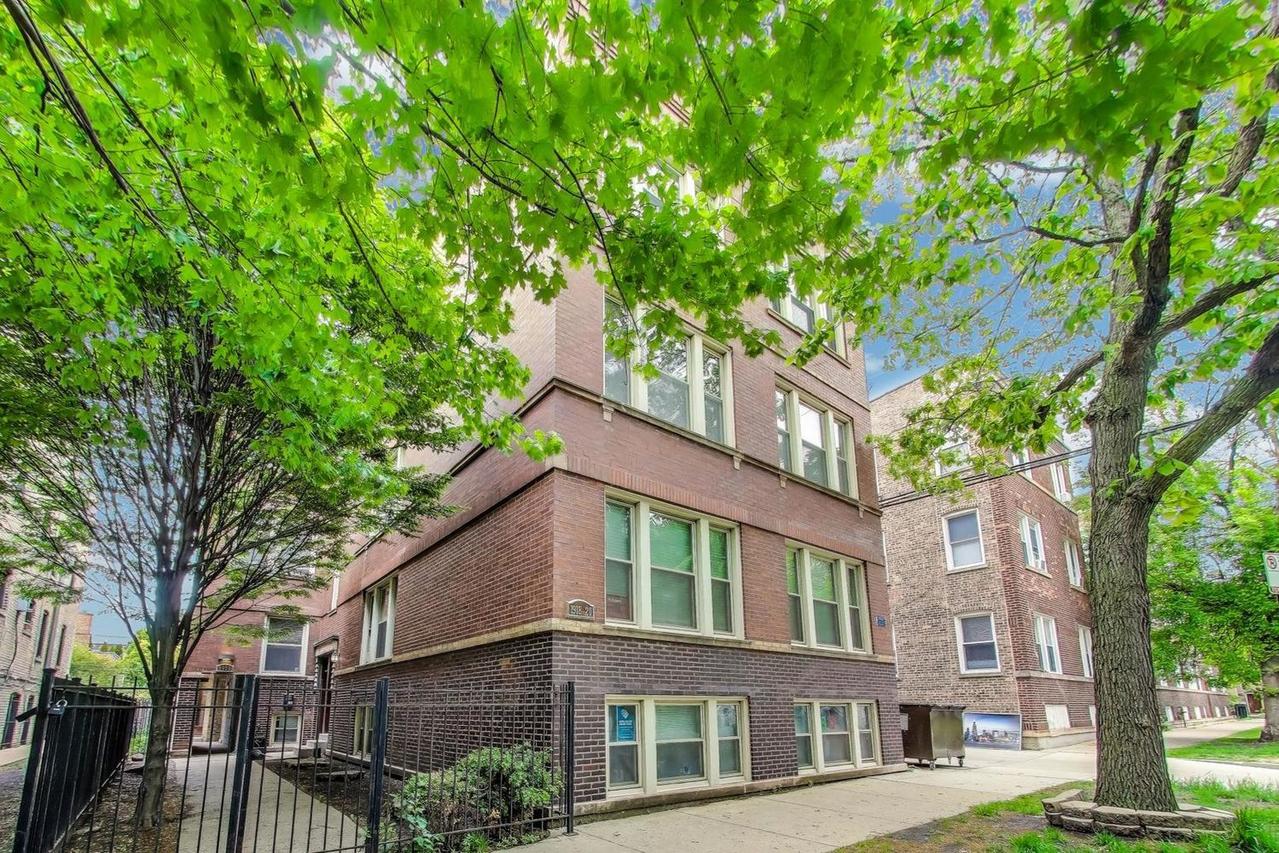 1918 W Cullom Ave. #G, Chicago, IL 60613
