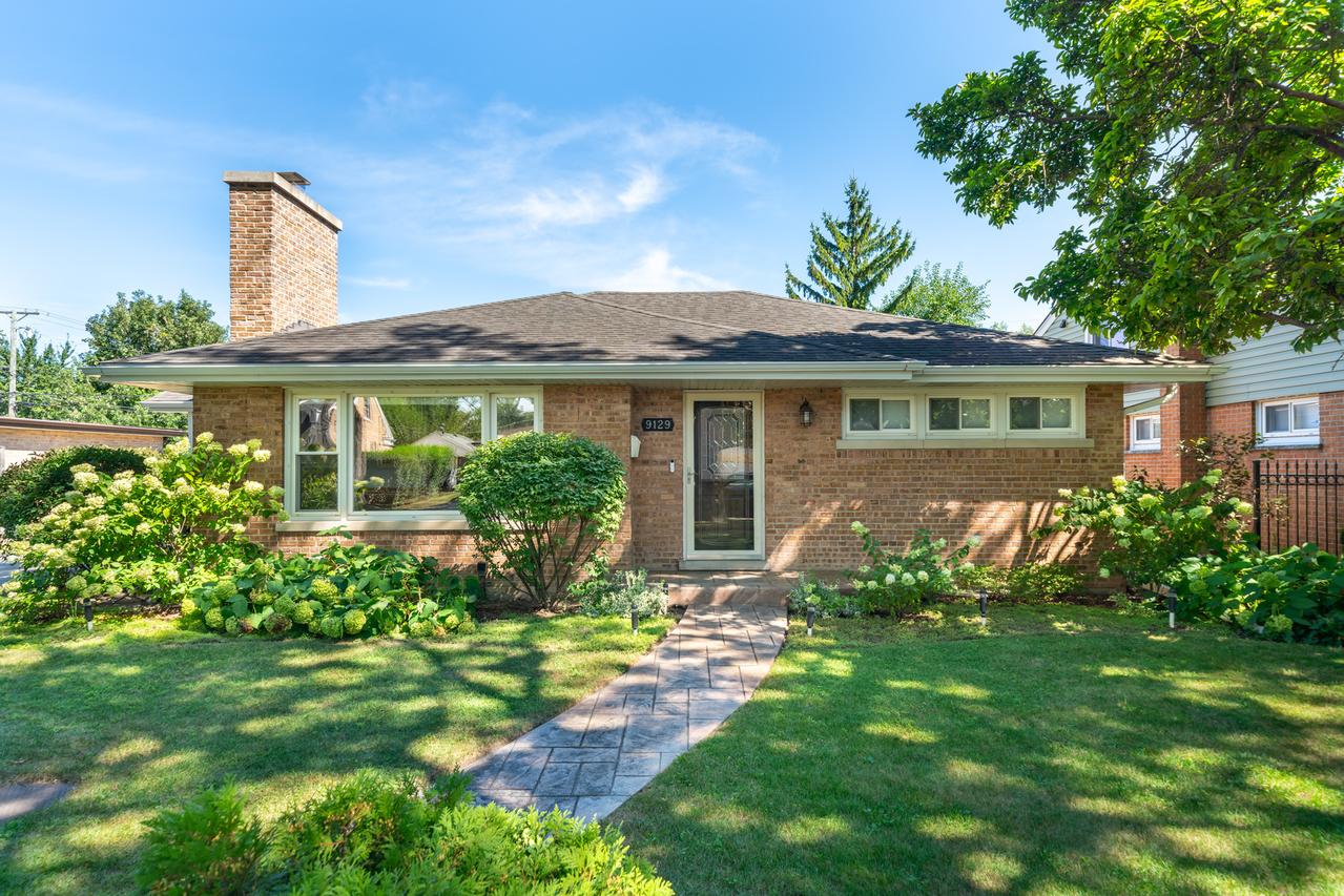 9129 Mango Ave., Morton Grove, IL 60053