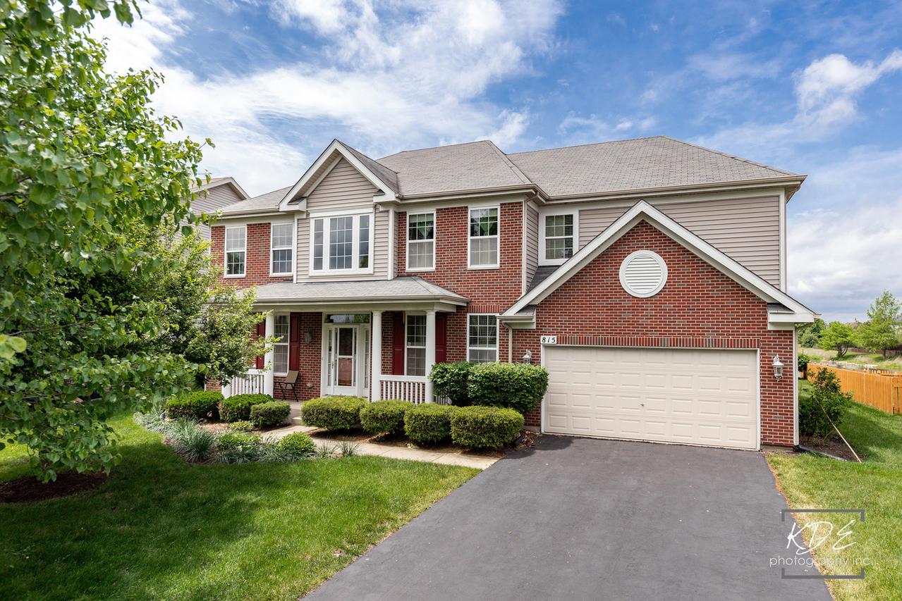 815 Preston Ln., Oswego, IL 60543