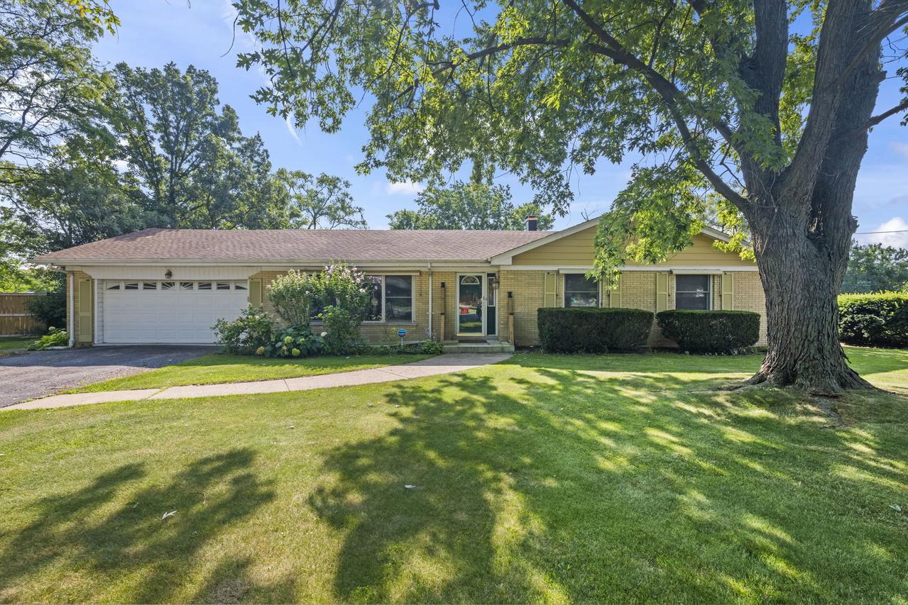 6231 Linden Ln., La Grange Highlands, IL 60525