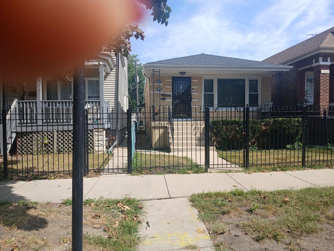 7129 S Oakley Ave., Chicago, IL 60636