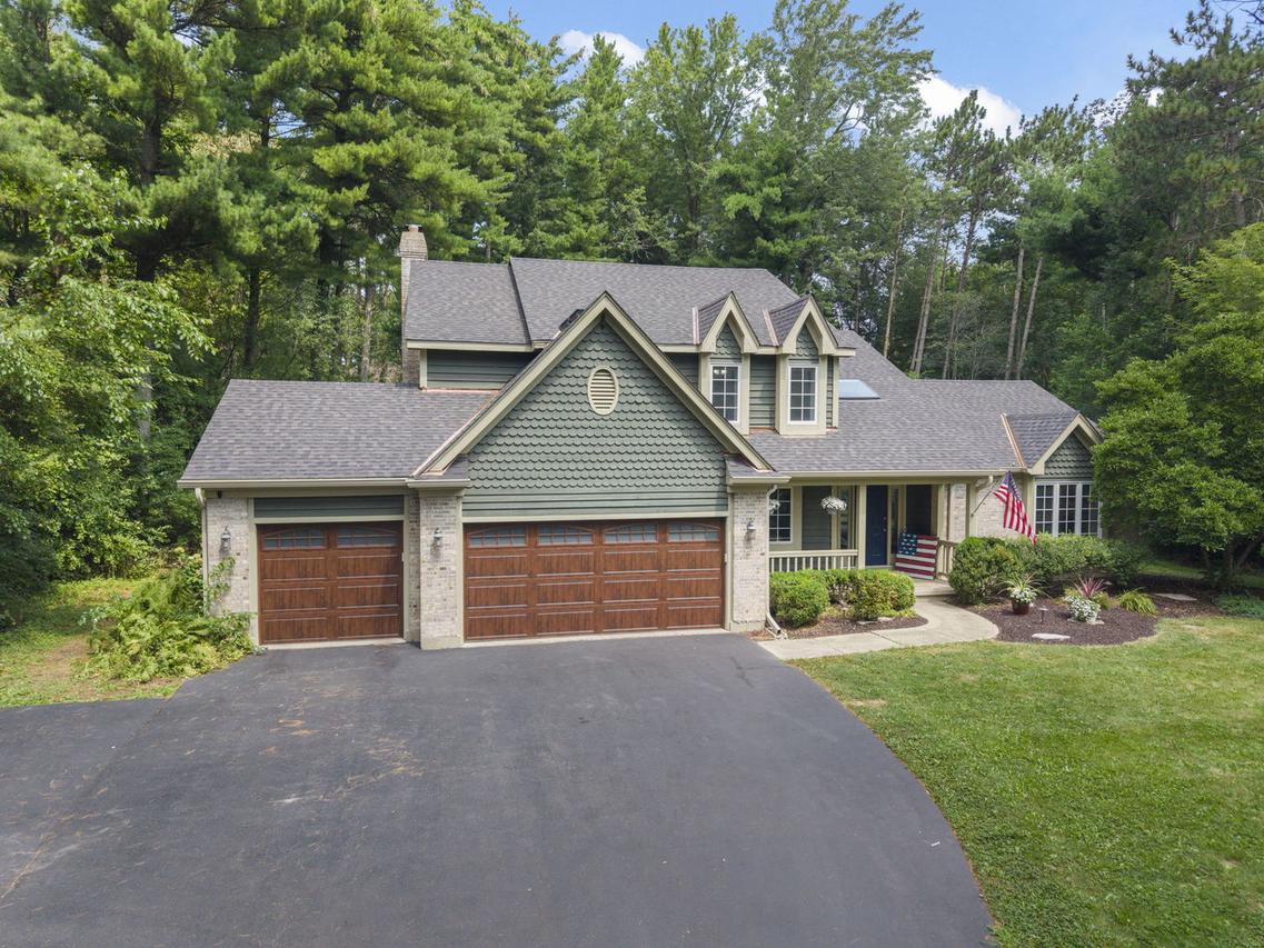 4010 Terry Ave., Crystal Lake, IL 60014