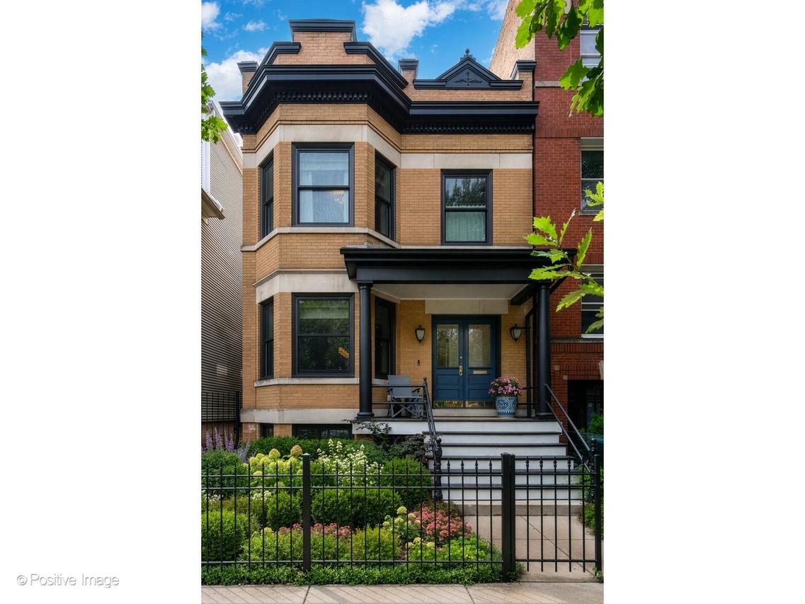 [Address Hidden by Seller], Chicago, IL 60614