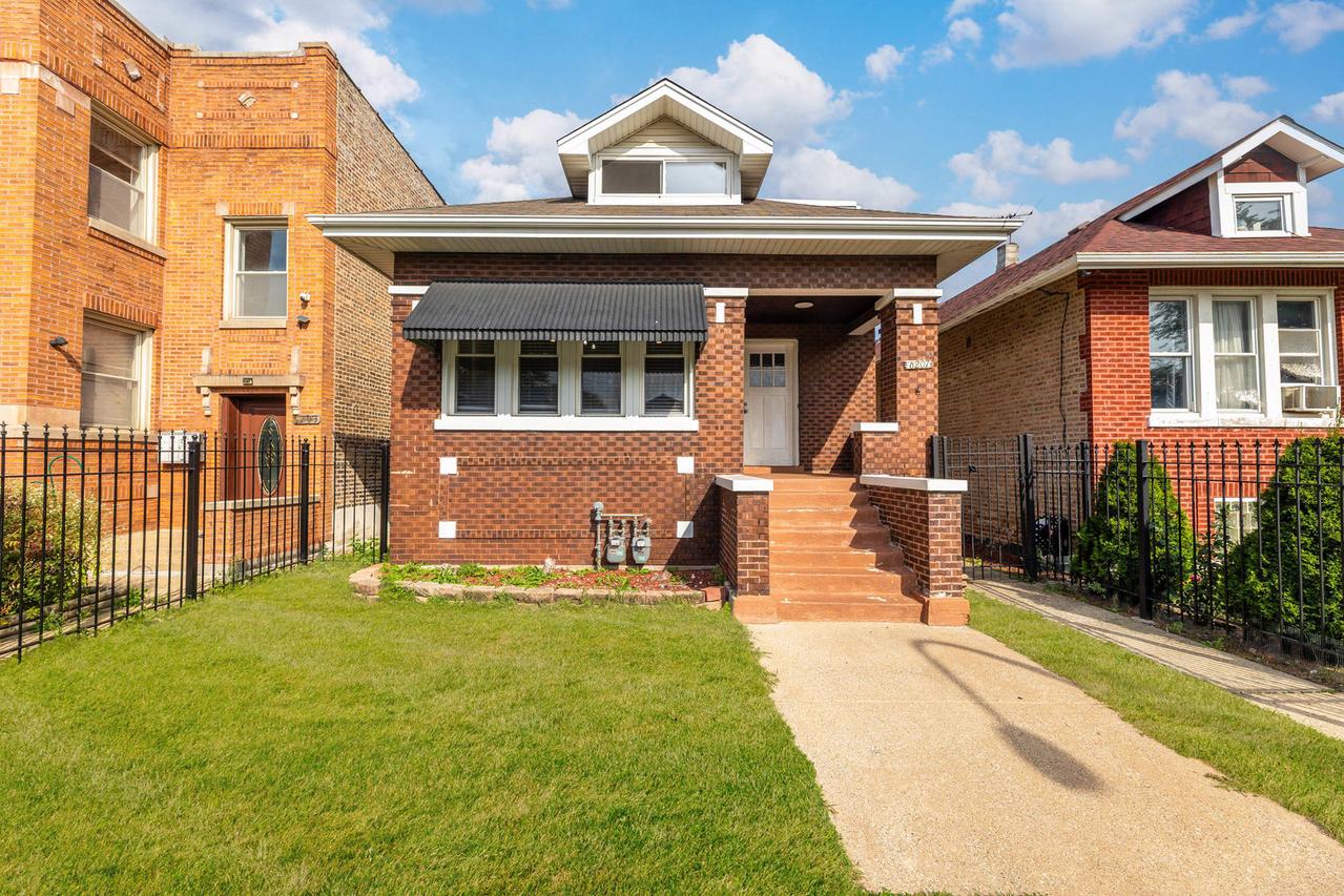 6207 S California Ave., Chicago, IL 60629