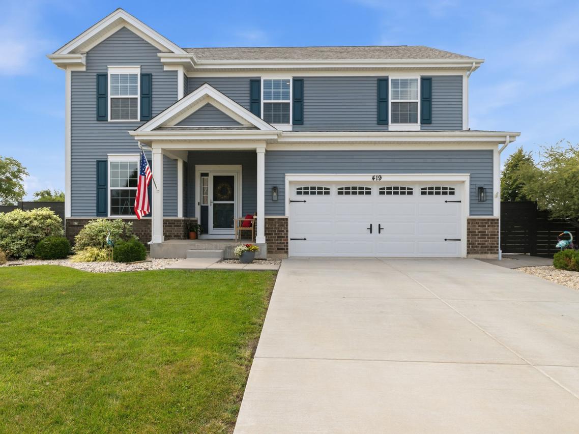 419 Zachary Dr., Hampshire, IL 60140