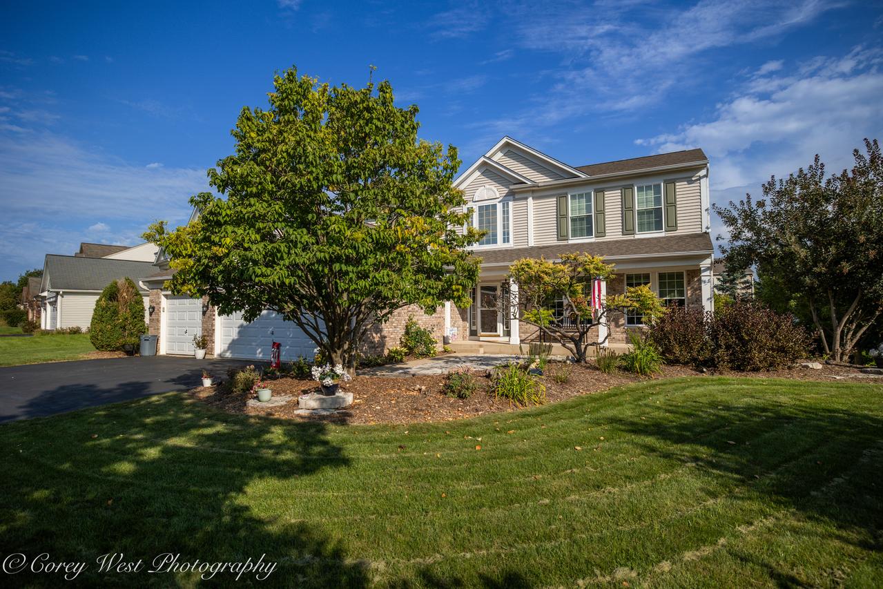 2872 Dartmouth Ln., West Dundee, IL 60118