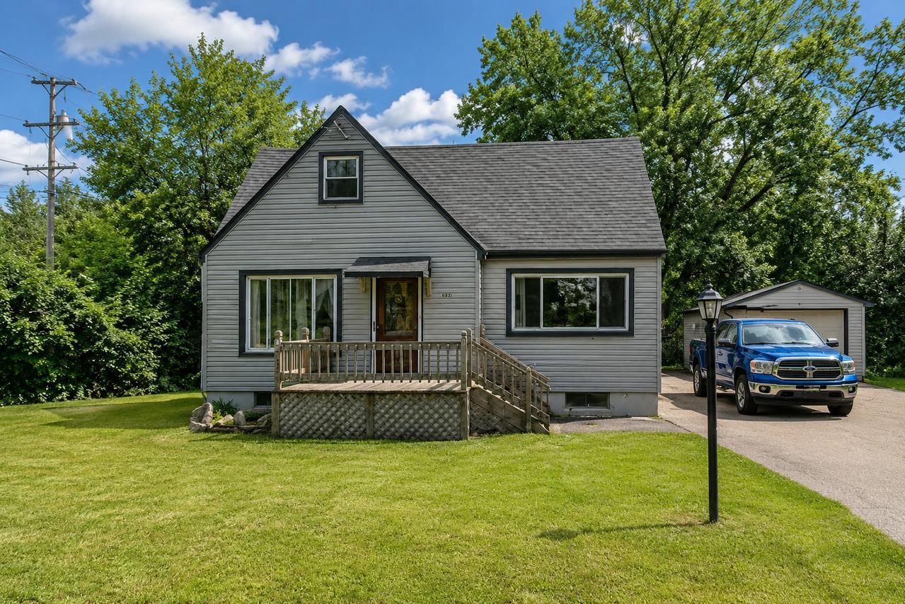 1111 Idlewild Dr., Round Lake Beach, IL 60073