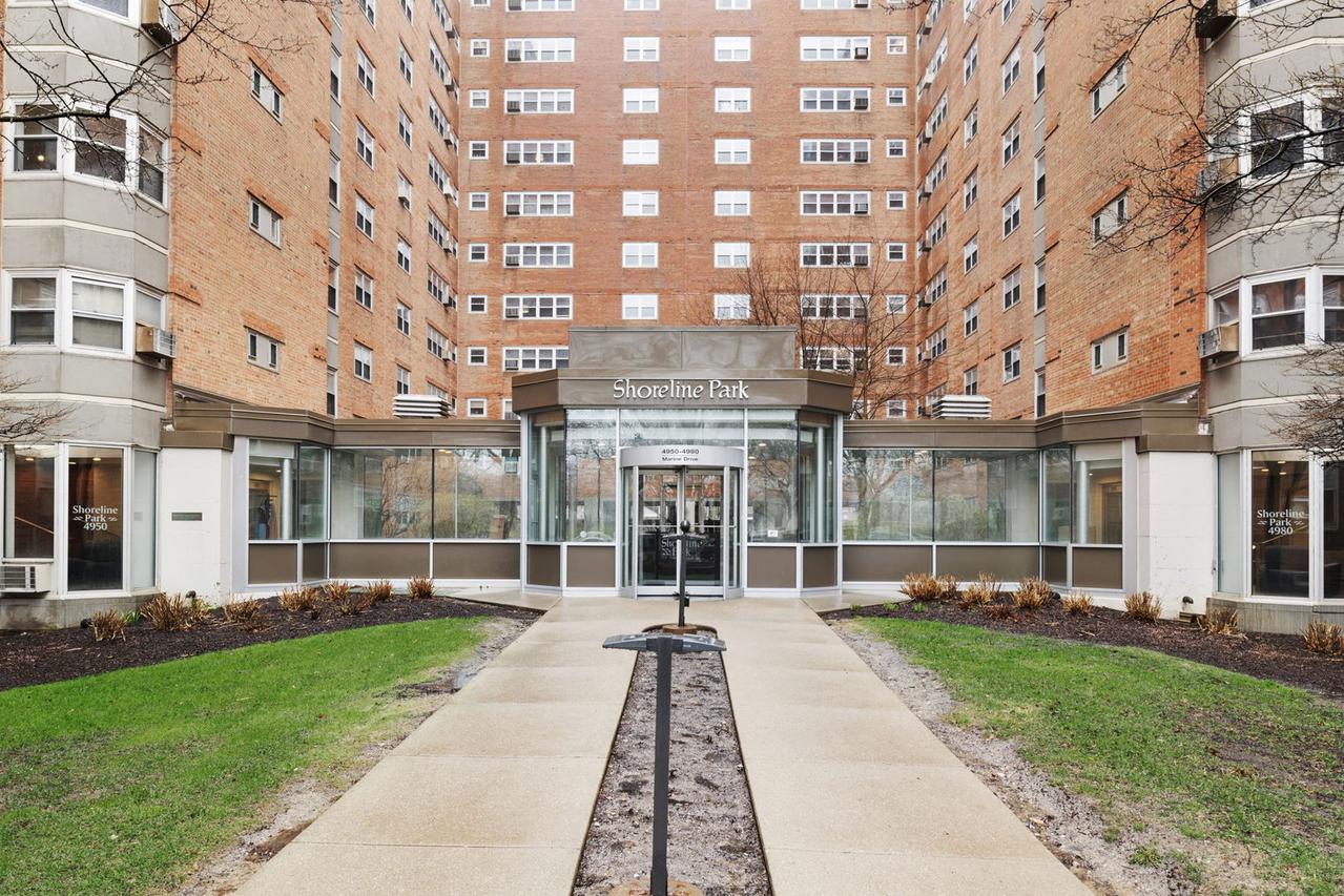 4970 N Marine Dr. #922, Chicago, IL 60640