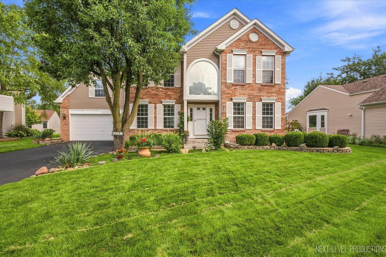 2513 Briarwood Ct., Aurora, IL 60506