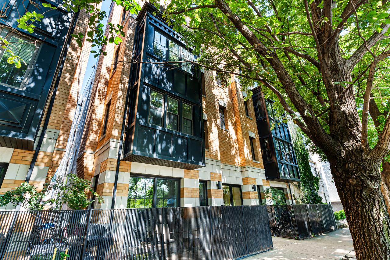 2235 N Lister Ave. #102, Chicago, IL 60614