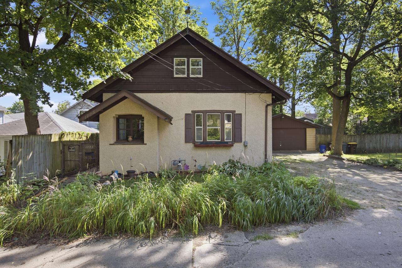 1725 Dave Ct., Rockford, IL 61104