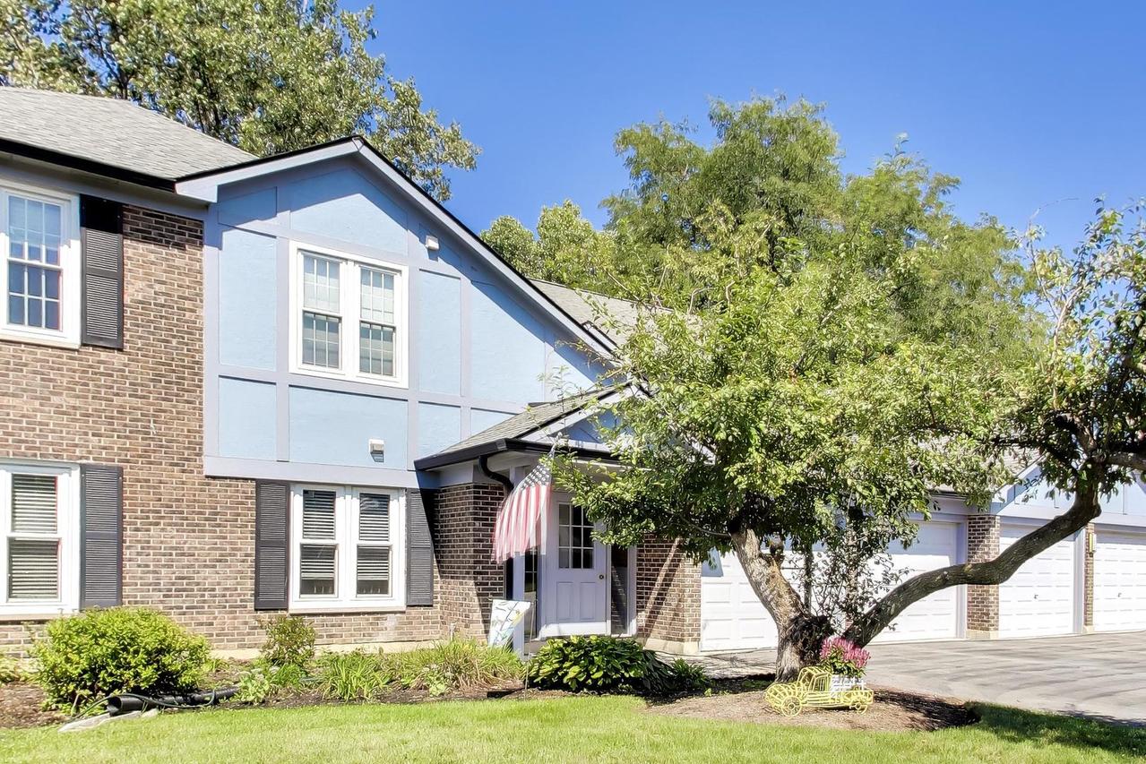 172 Grove Ave. #C, Des Plaines, IL 60016