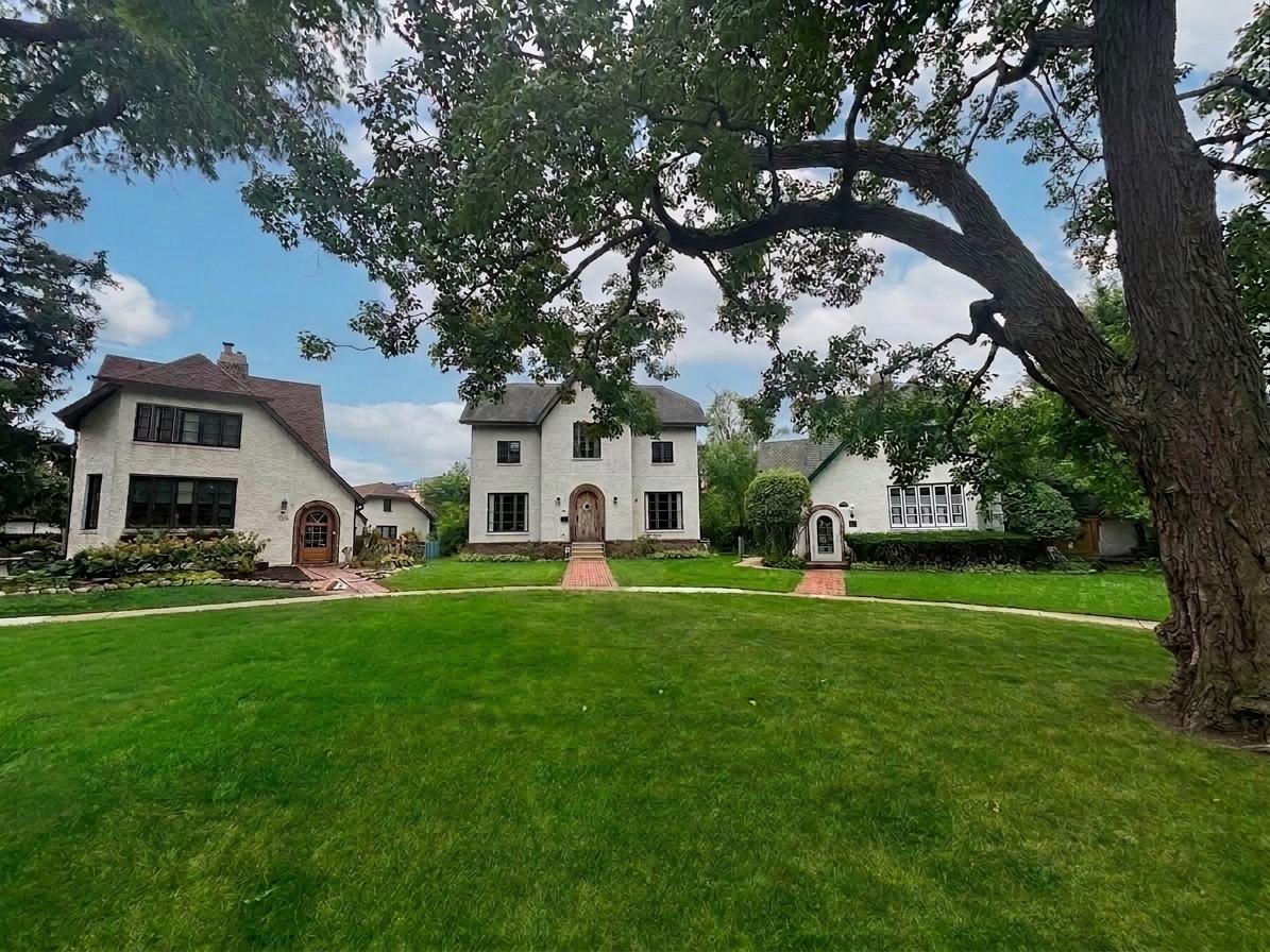 535 Cedar St., Park Ridge, IL 60068