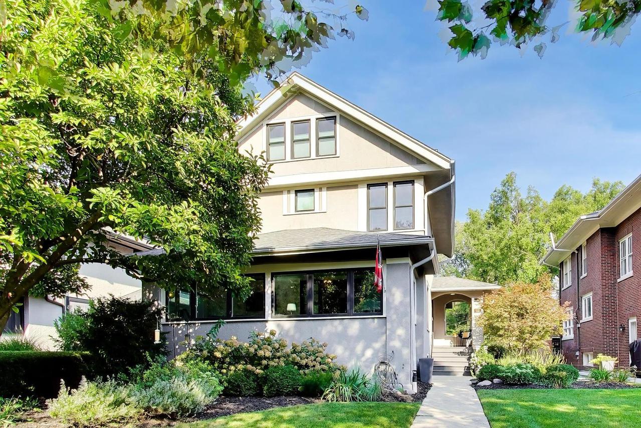 730 Fair Oaks Ave., Oak Park, IL 60302