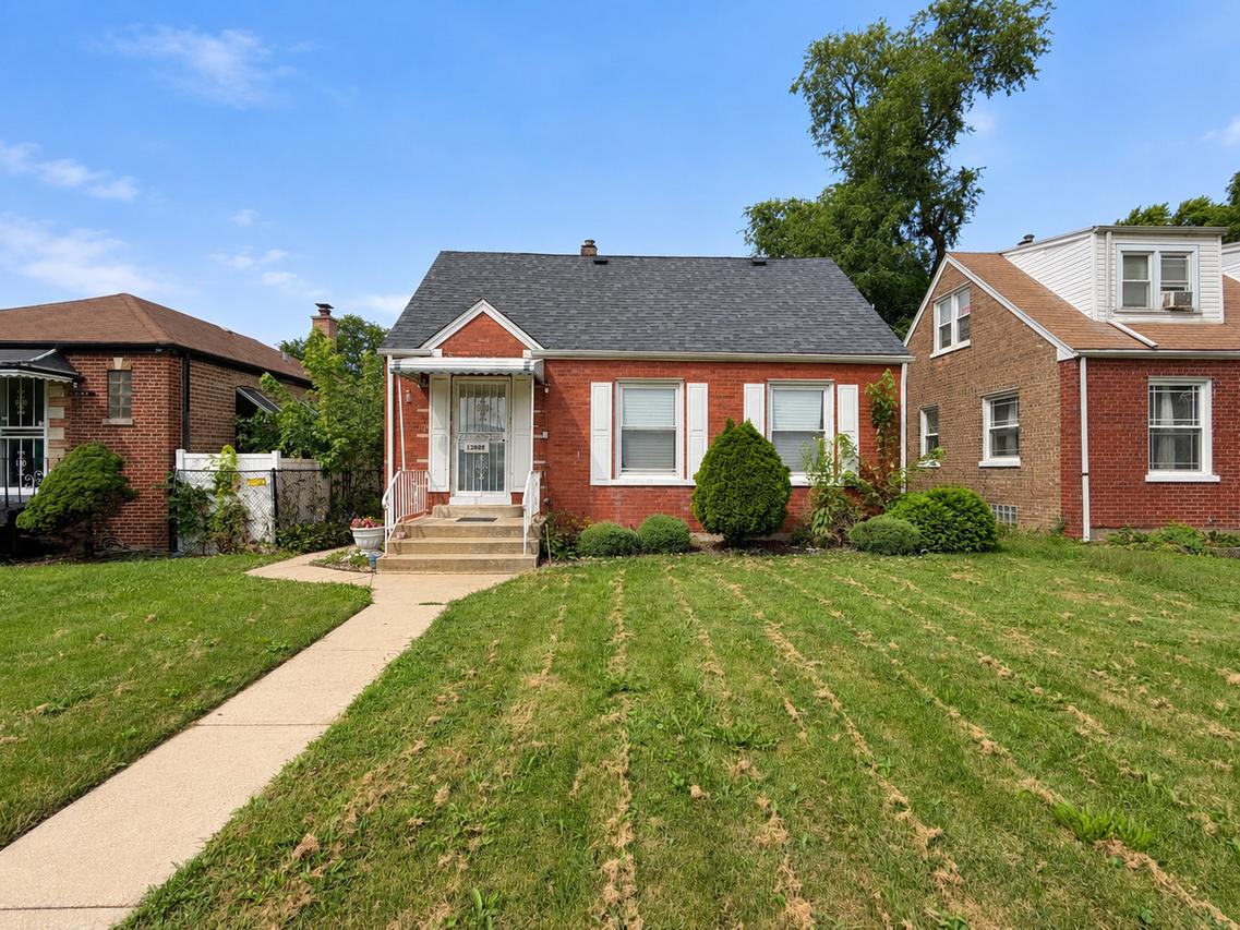 12924 S Wallace St., Chicago, IL 60628
