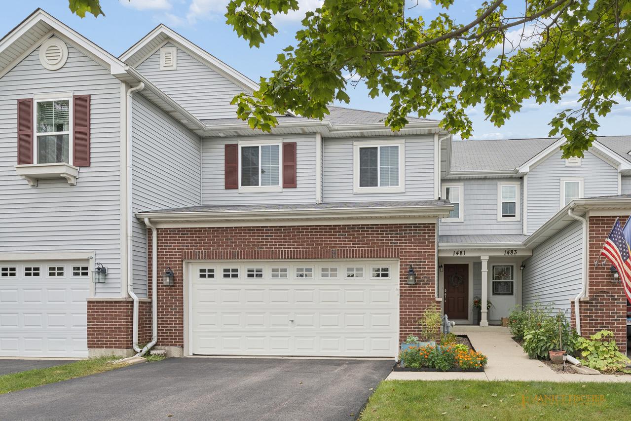 1481 Yosemite Cir., Crystal Lake, IL 60014