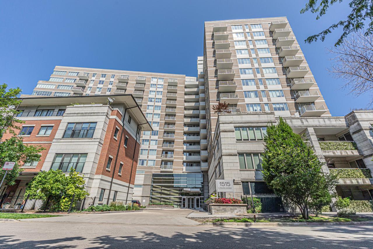 1515 S Prairie Ave. #1004, Chicago, IL 60605