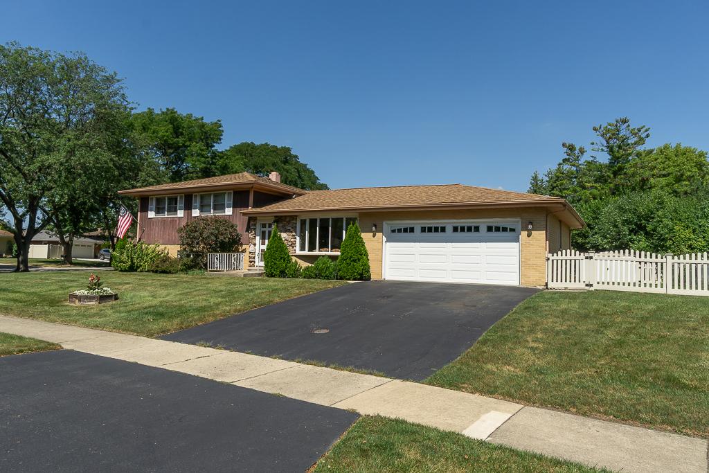 1101 N Millns Ln., Addison, IL 60101