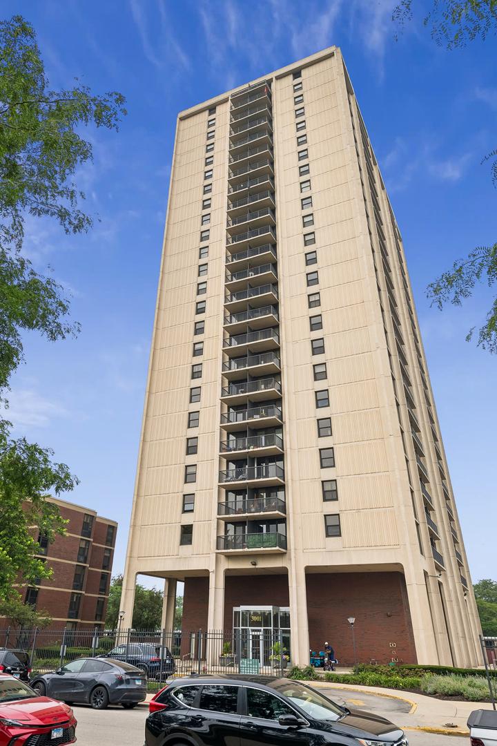 3001 S Michigan Ave. #2105, Chicago, IL 60616
