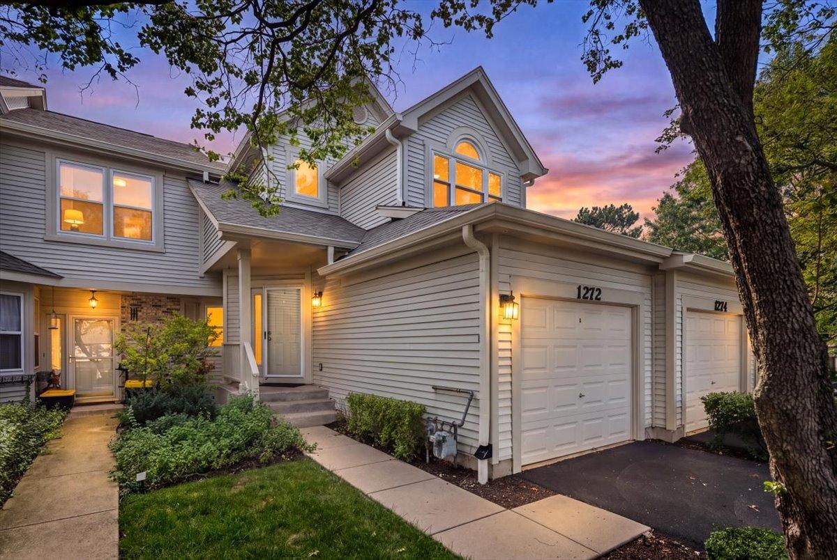 1272 Tennyson Ln., Naperville, IL 60540