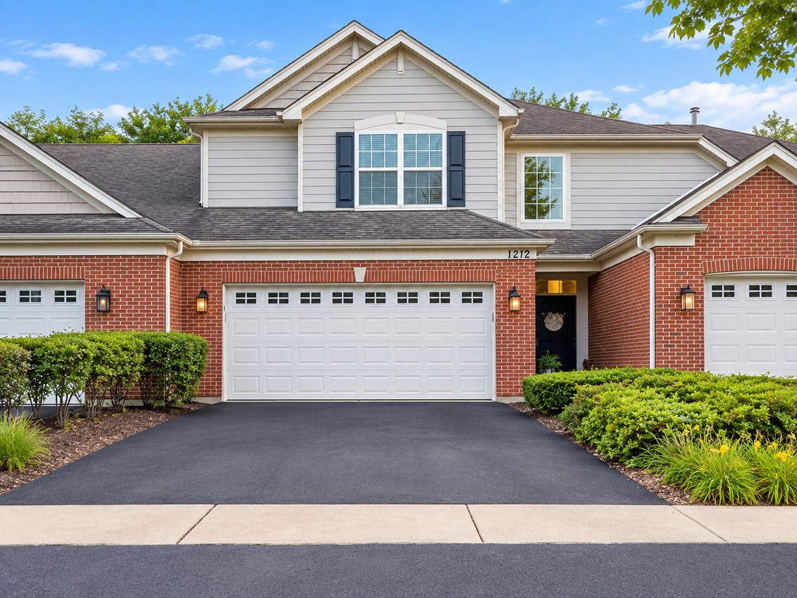 1212 Betsy Ross Pl., Bolingbrook, IL 60490
