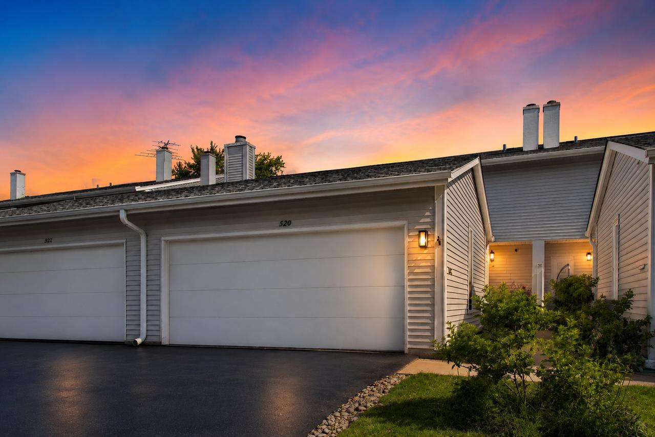520 Hummingbird Ln., Deerfield, IL 60015