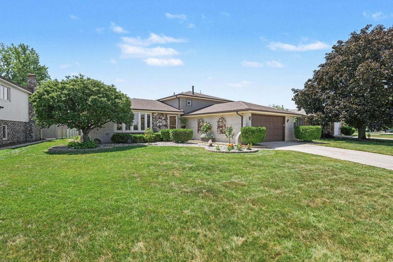 8507 167th St., Tinley Park, IL 60487