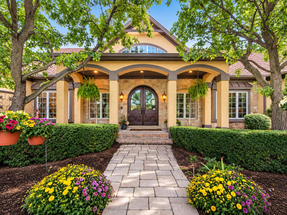 5 Autumn Tr., Barrington Hills, IL 60010